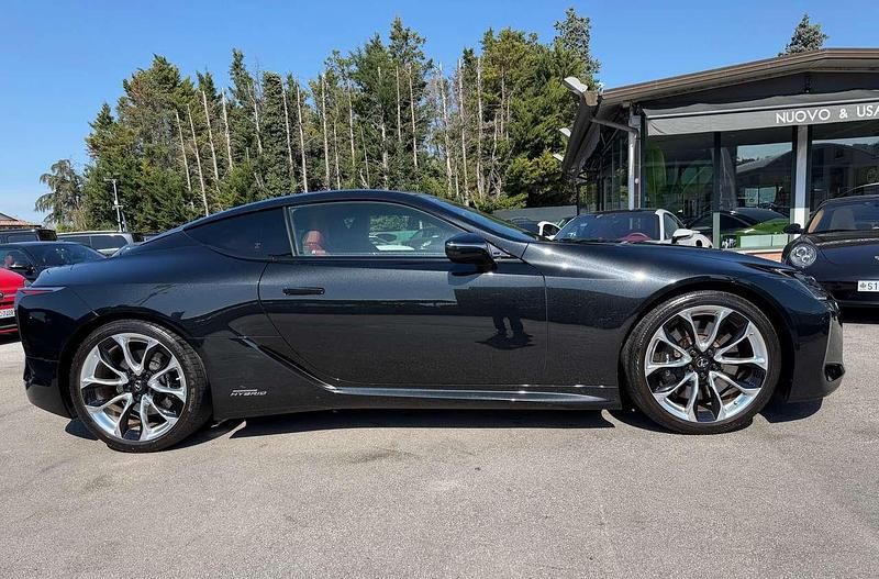 Usata Lexus LC 500 Sport Line 299 CV (219 kW) 2017 Nero metallizzato Coupé