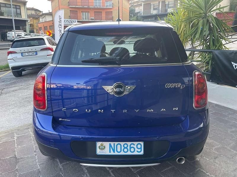 Usata Mini Park Lane Countryman 111 CV (81 kW) 2015 Cosmic blue metall. SUV