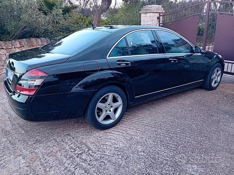 Usata Mercedes S320 Avantgarde 235 CV (172 kW) 2007 Nero Berlina