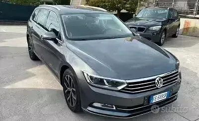 Usata VW Passat 190 CV (139 kW) 2016 Grigio Station wagon