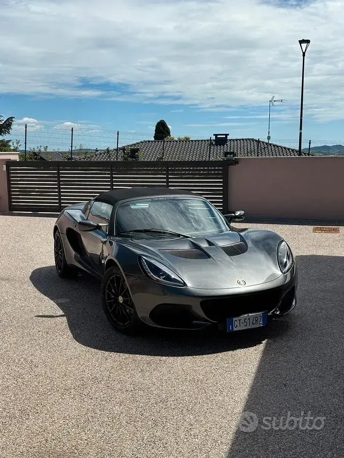Usata Lotus Elise 136 CV (100 kW) 2024 Cabrio