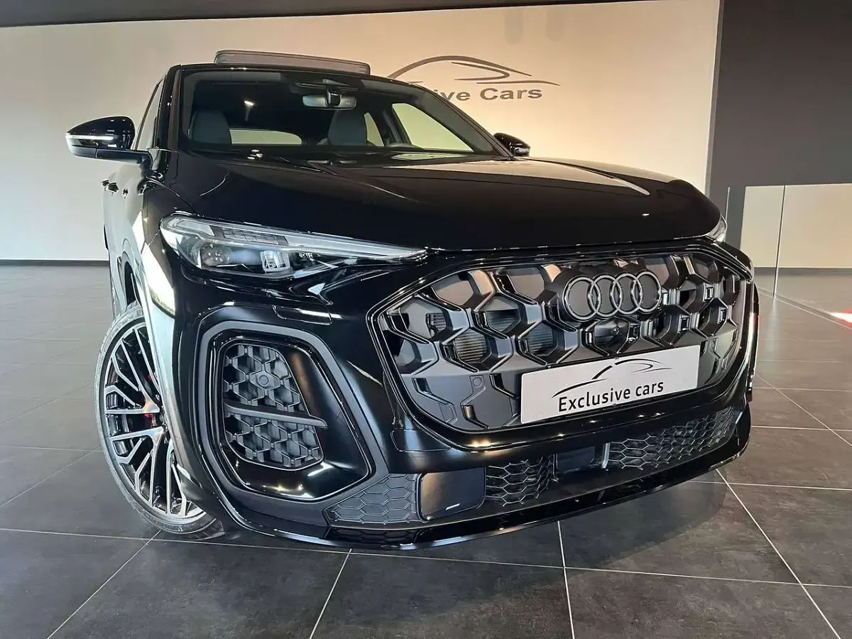 Nuova Audi Q5 Sportback S-Line 204 CV (150 kW) 2026 Nero muythos met. SUV