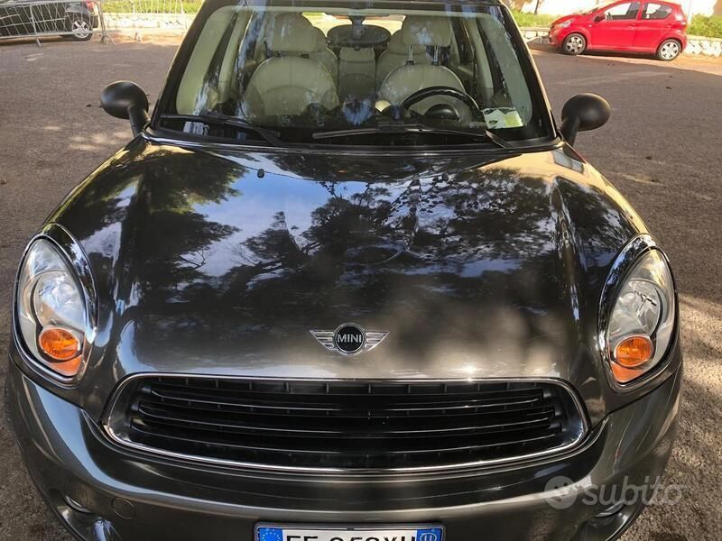 Marrone Usata 2011 Mini Countryman SUV | 10.800 € (Molto cara) - Immagine 1/4