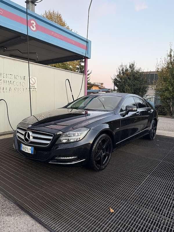 Usata 2012 Mercedes CLS350 Berlina | 18.800 € (Buon prezzo) - Immagine 1/4