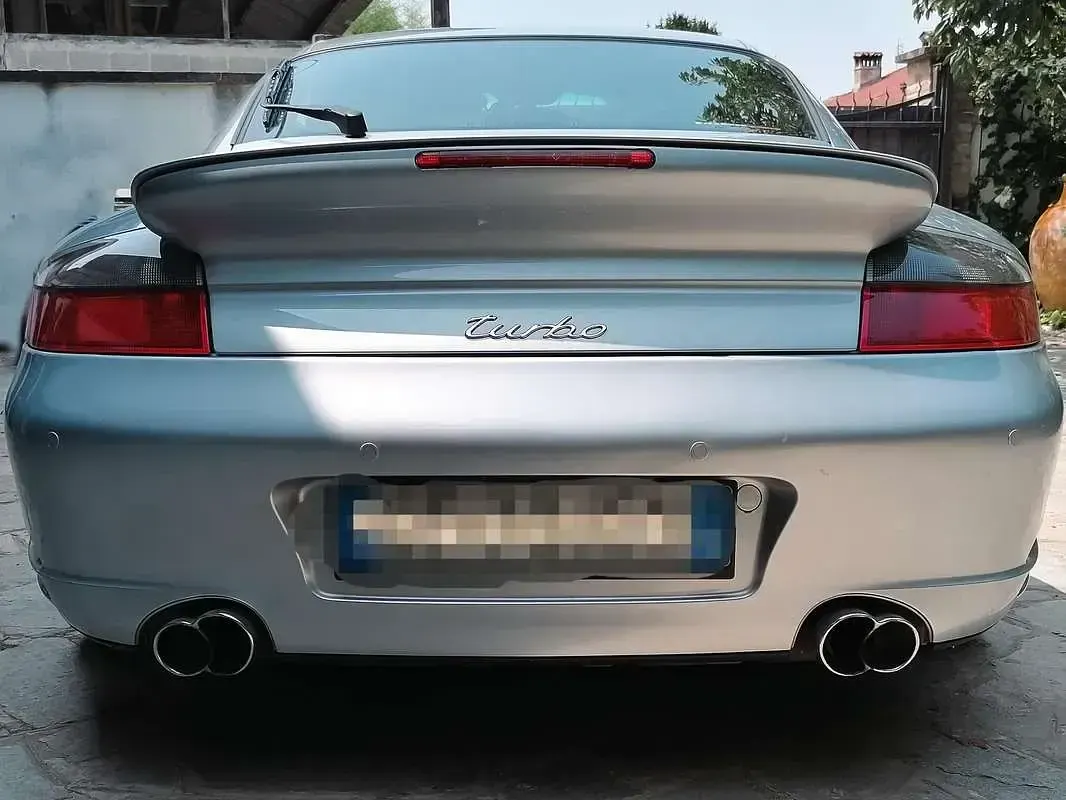 Usata Porsche 996 Turbo 420 CV (308 kW) 2003 Argento Coupé