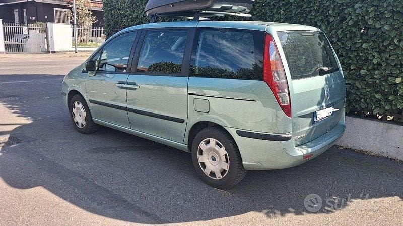 Usata Fiat Ulysse Active 120 CV (88 kW) 2006 Verde Monovolume