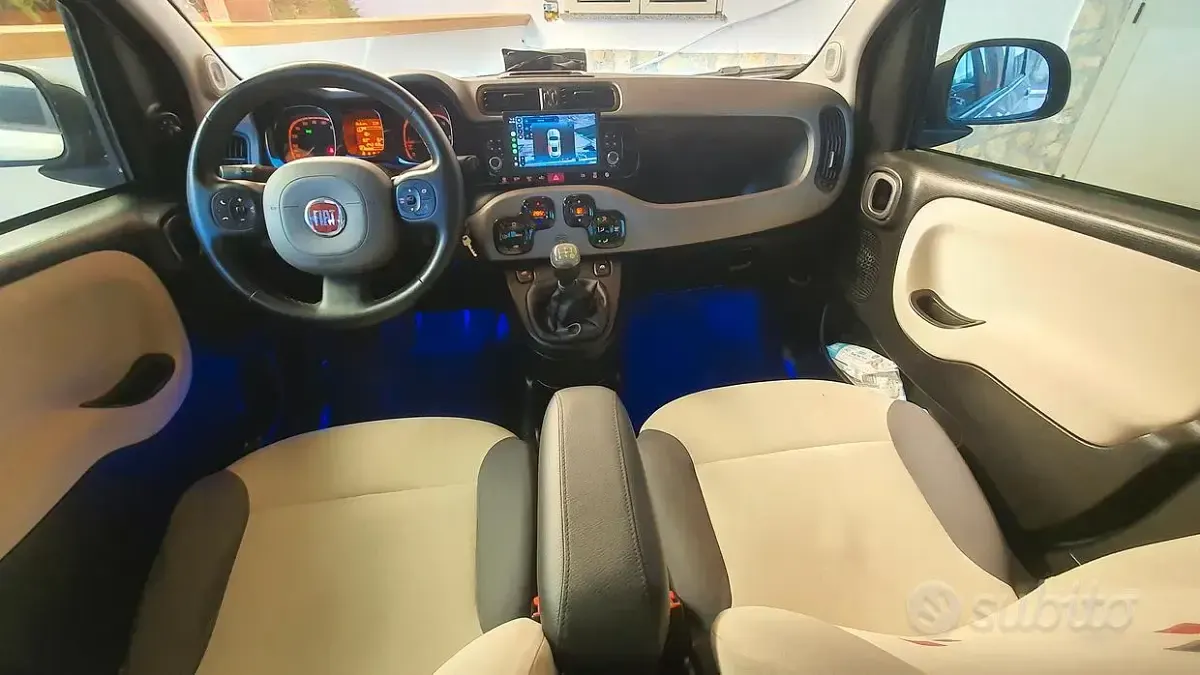Usata Fiat Panda 75 CV (55 kW) 2019 Grigio Utilitaria