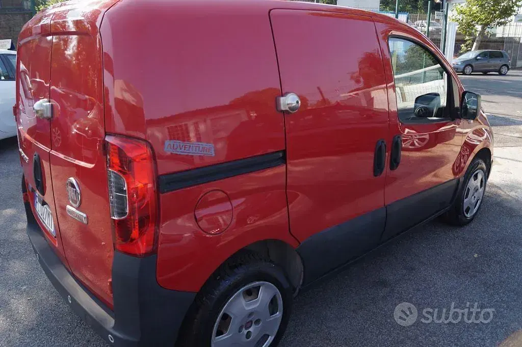 Usata Fiat Fiorino 95 CV (69 kW) 2017 Rosso Monovolume