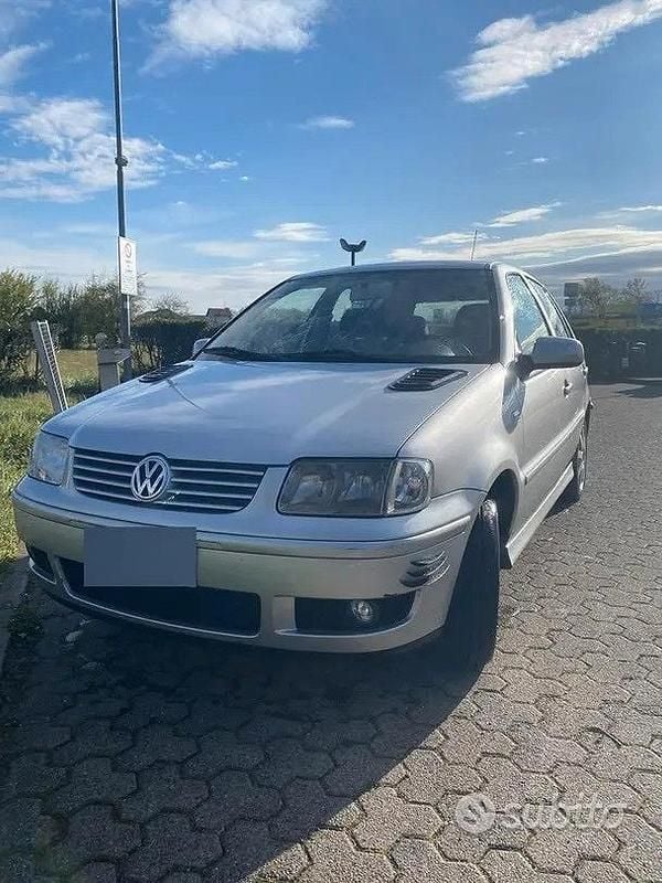 Usata VW Polo 60 CV (44 kW) 2001 Grigio Utilitaria
