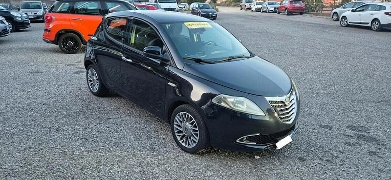 Usata Lancia Ypsilon S 95 CV (69 kW) 2011 Nero Utilitaria