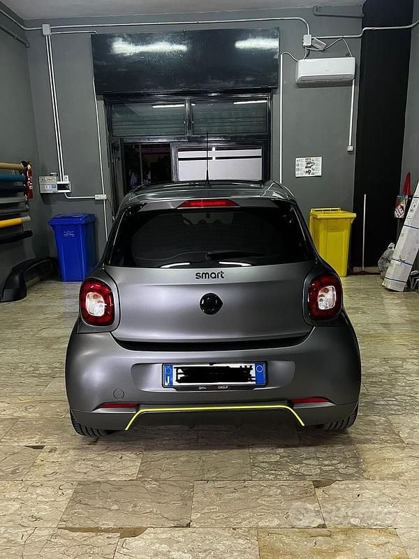 Usata Smart ForFour 90 CV (66 kW) 2018 Utilitaria