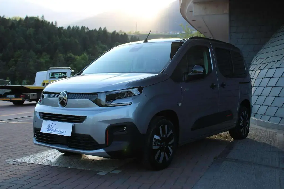 Nuova Citroën e-Berlingo XTR 102 CV (75 kW) 2026 Grigio Monovolume