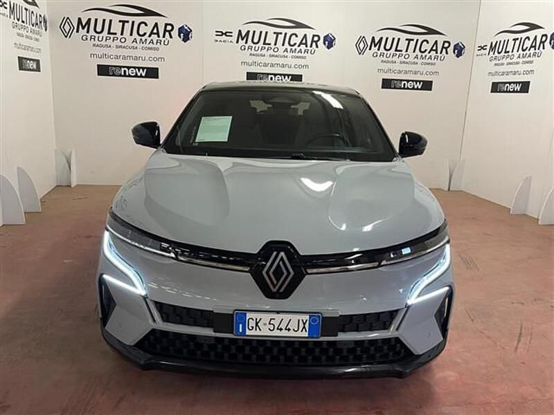 Usata Renault Megane E-Tech Techno 161 kW (220 CV) 2023 Grigio chiaro