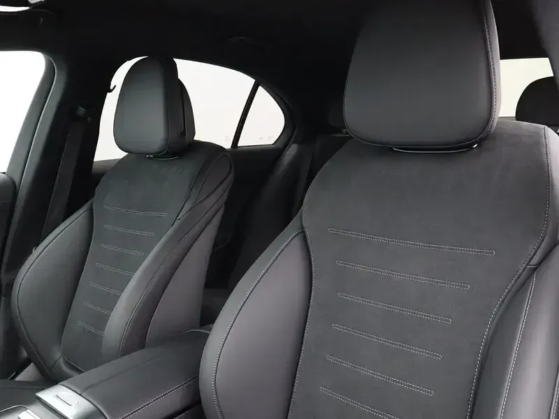 Nuova Mercedes 220 Advanced 200 CV (147 kW) 2026 Grigio Berlina