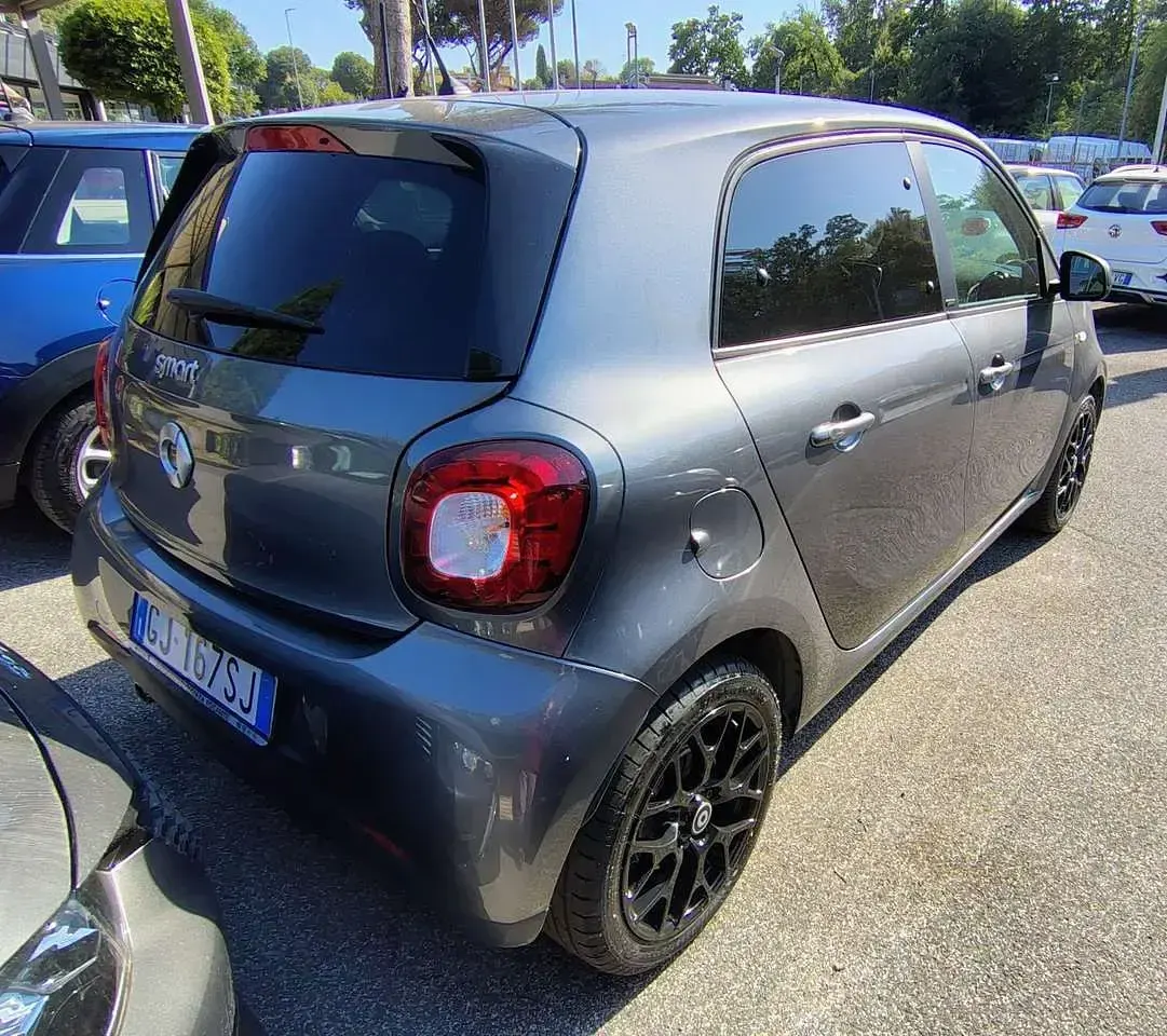 Usata Smart ForFour Passion 90 CV (66 kW) 2017 Other Utilitaria