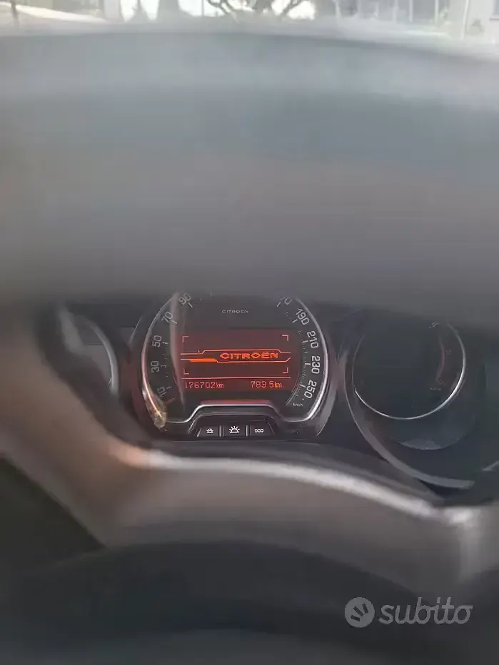 Usata Citroën C5 163 CV (119 kW) 2010 Grigio Berlina