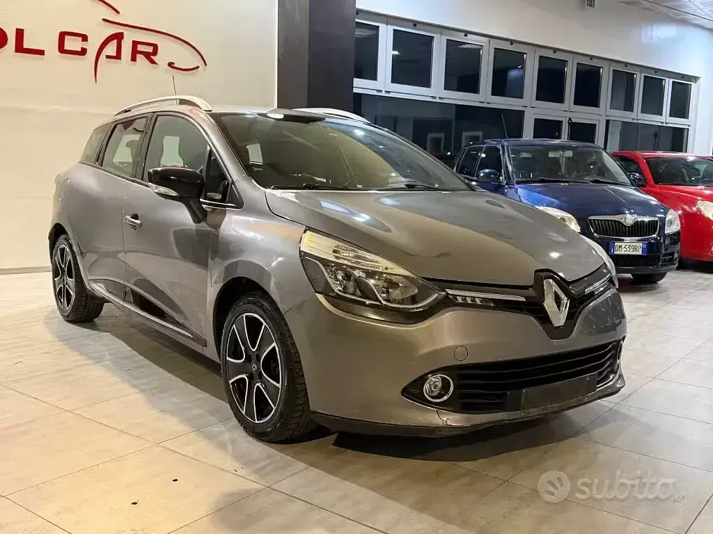 Usata Renault Clio 90 CV (66 kW) 2015 Grigio Station wagon