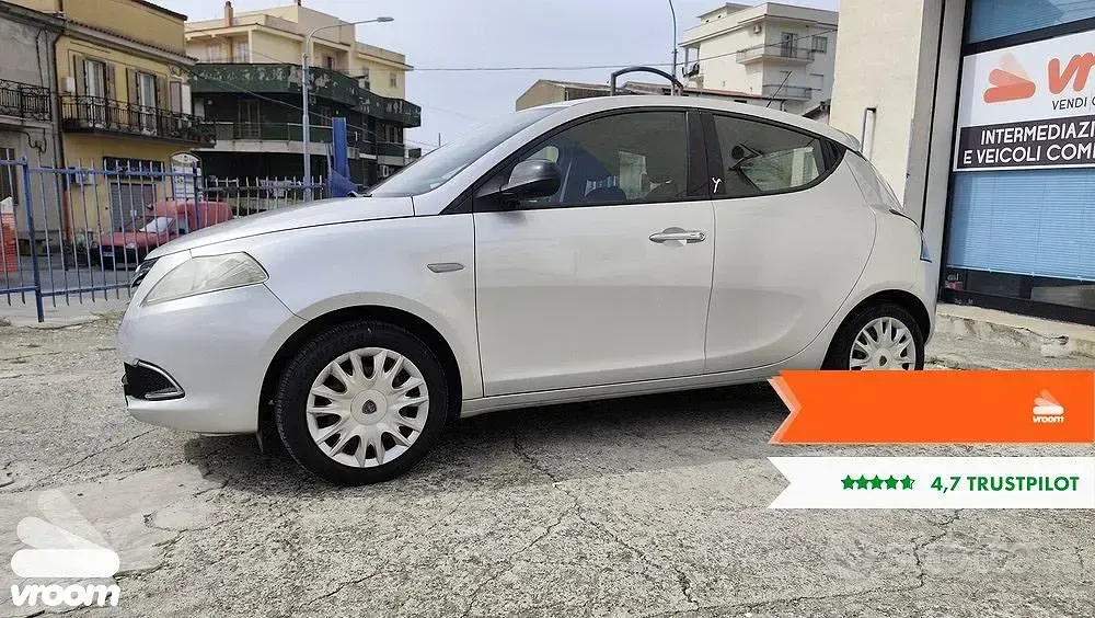 Usata Lancia Ypsilon 95 CV (69 kW) 2011 Utilitaria