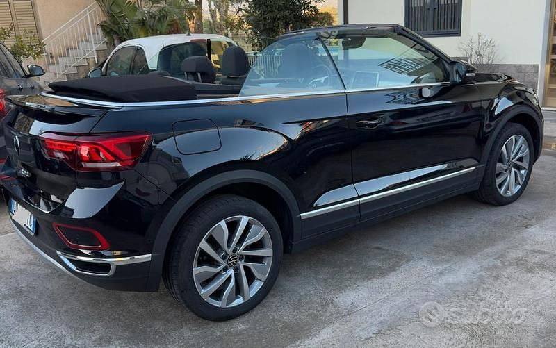 Usata VW T-Roc Cabriolet Style 150 CV (110 kW) 2023 Nero Cabrio