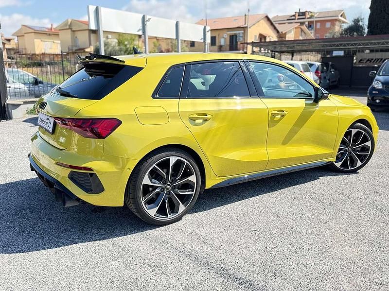 Usata Audi A3 S-Line 190 CV (139 kW) 2024 Giallo pitone Berlina