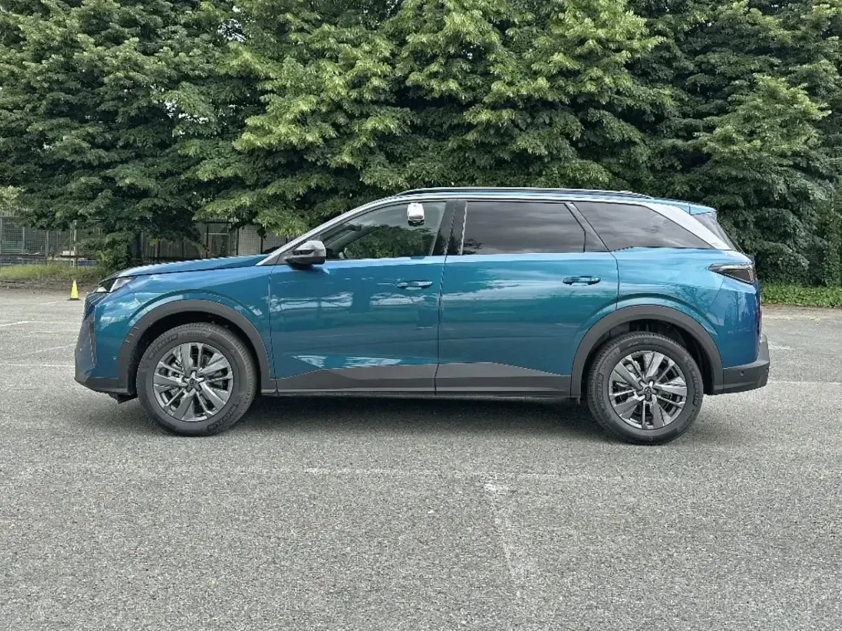 Nuova Peugeot 5008 Allure 145 CV (106 kW) 2025 Blu SUV