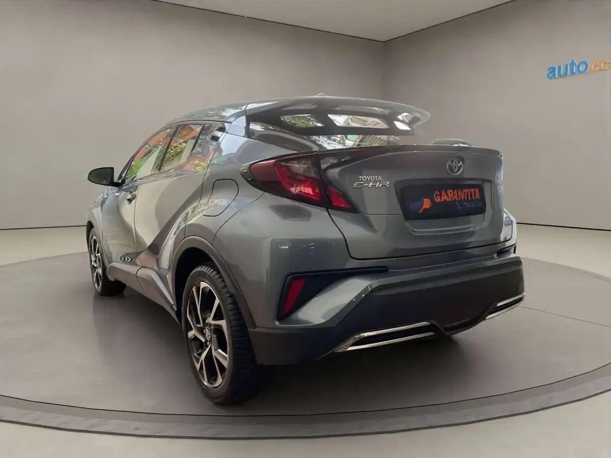 Usata Toyota C-HR 152 CV (111 kW) 2020 Grigio SUV