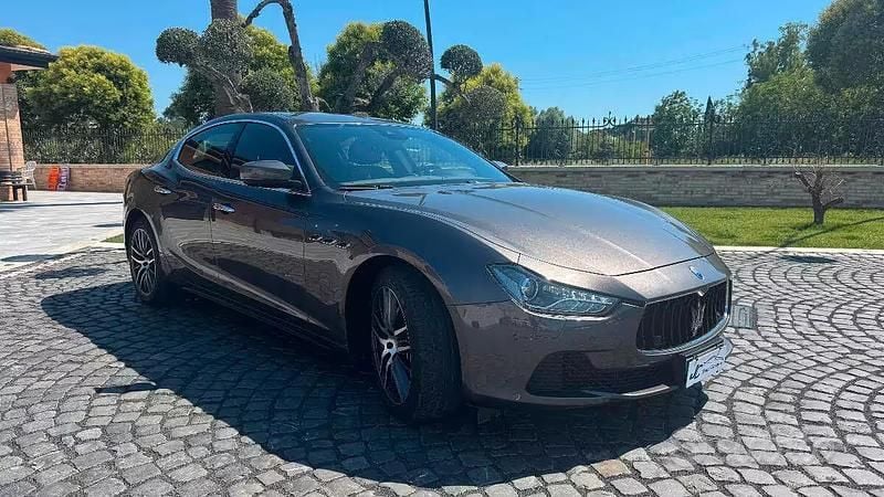 Usata Maserati Ghibli 250 CV (183 kW) 2017 Grigio Berlina