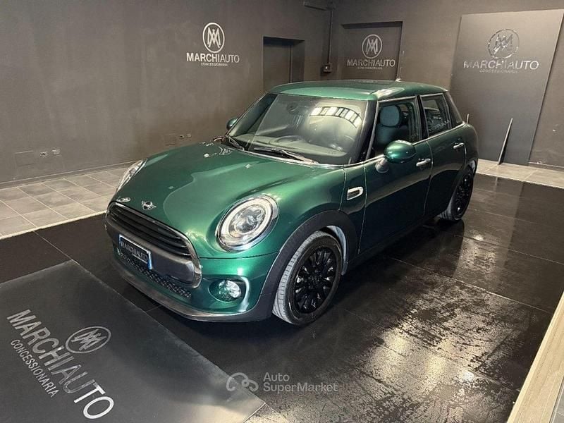 Usata Mini Cooper Business 116 CV (85 kW) 2017 Verde Utilitaria