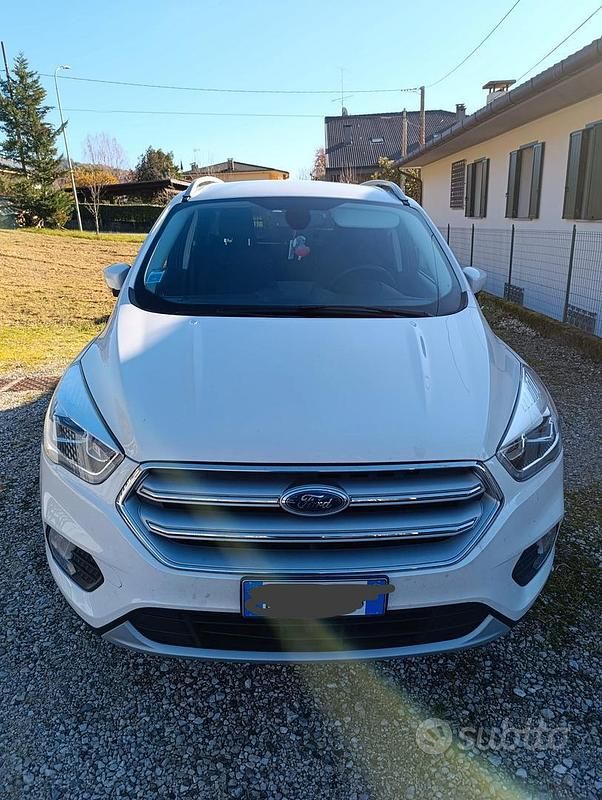 Usata 2018 Ford Kuga S SUV | 14.100 € (Buon prezzo) - Immagine 1/4