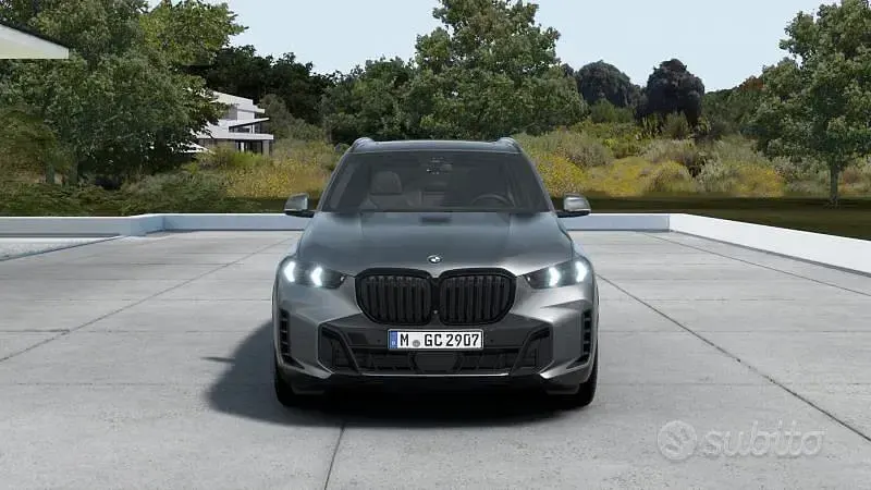 Nuova BMW X5 M Sport 298 CV (219 kW) 2026 Grigio SUV