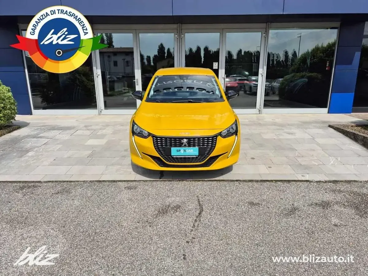 Usata Peugeot 208 Active 75 CV (55 kW) 2023 Giallo Utilitaria