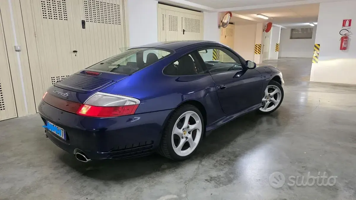 Usata Porsche 996 320 CV (235 kW) 2002 Bluazzurro Coupé
