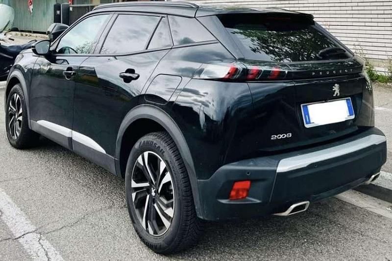 Usata Peugeot 2008 Allure 131 CV (96 kW) 2022 SUV