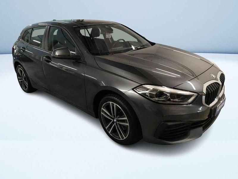 Usata BMW 118 Advantage 150 CV (110 kW) 2019 Grigio Utilitaria