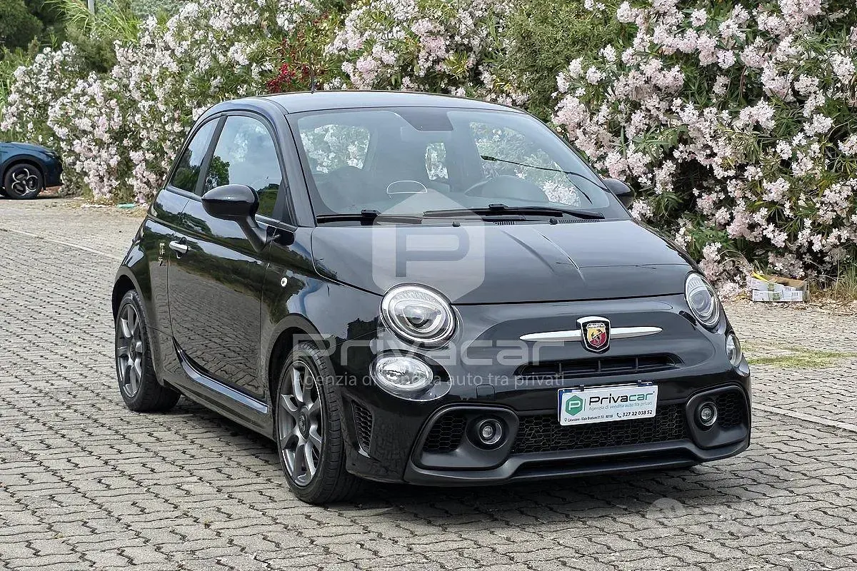Usata Abarth 595 145 CV (106 kW) 2022 Nero Utilitaria