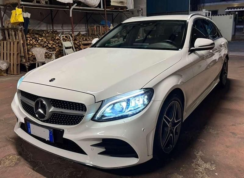 Usata Mercedes C220 Premium 194 CV (142 kW) 2019 Bianco Station wagon