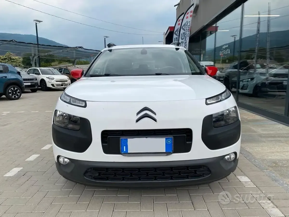 Usata Citroën C4 PureTech 110 CV (80 kW) 2016 Bianco SUV