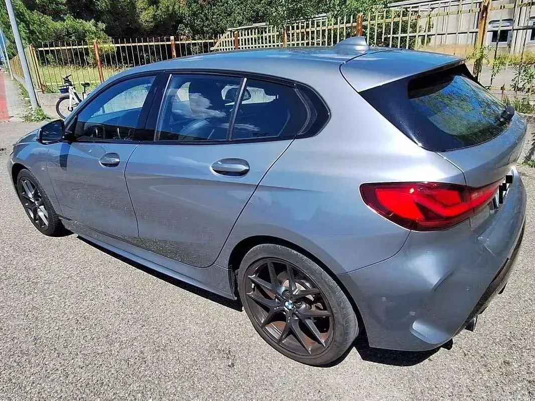 Usata BMW 116 M Sport 116 CV (85 kW) 2023 Grigio Utilitaria