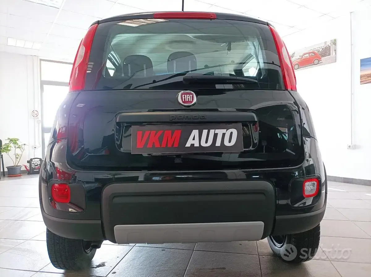 Usata Fiat Panda 4x4 S 85 CV (62 kW) 2019 Nero Utilitaria