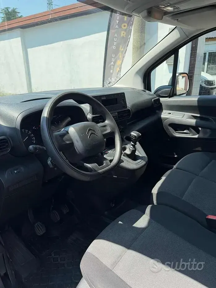 Usata Citroën e-Berlingo 102 CV (75 kW) 2022 Bianco Furgone