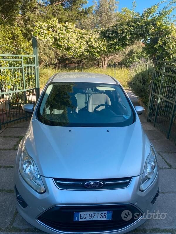 Usata 2011 Ford C-MAX Monovolume | 3500 € (Buon prezzo) - Immagine 1/4