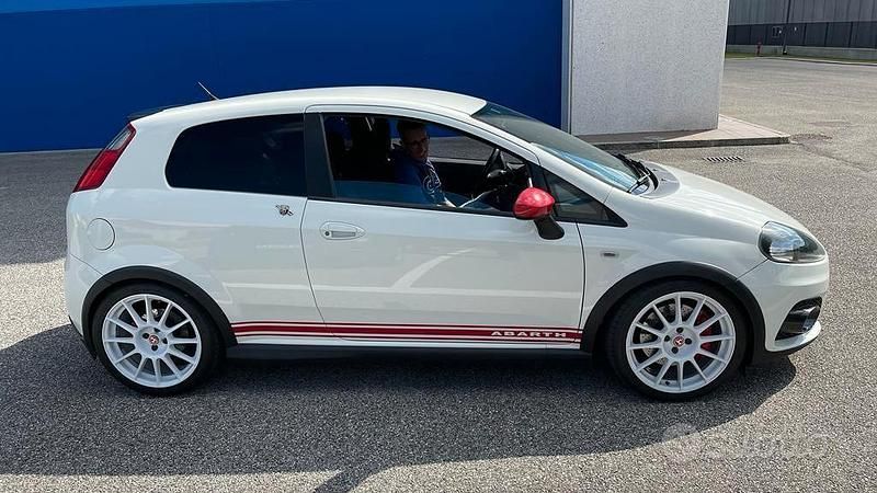 Usata Abarth Grande Punto 2008 Utilitaria