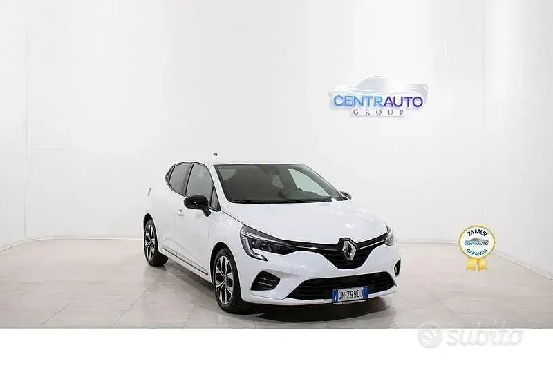 Usata Renault Clio V Evolution 101 CV (74 kW) 2023 Bianco Berlina