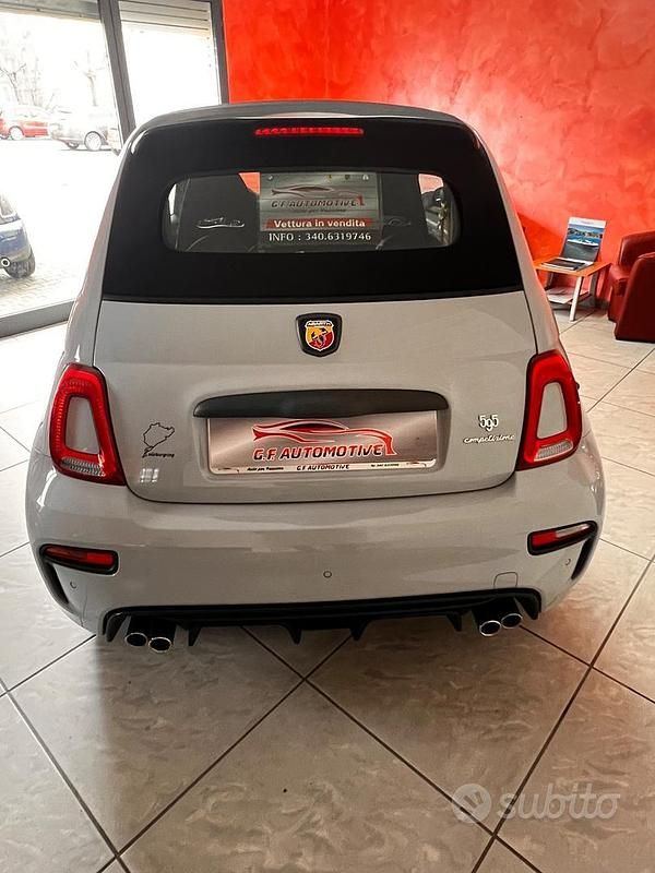 Usata Abarth 595C Competizione 180 CV (132 kW) 2022 Grigio Cabrio