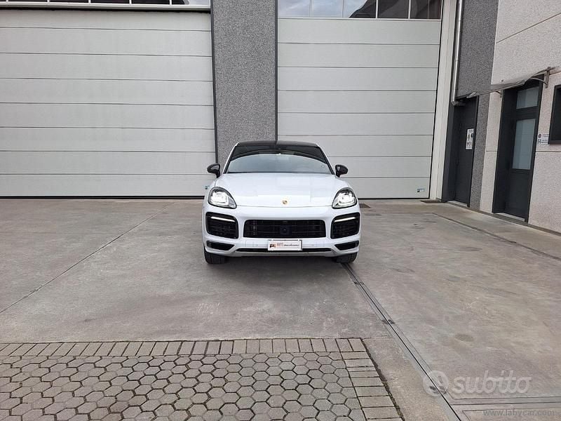 Usata Porsche Cayenne Platinum Edition 340 CV (250 kW) 2022 Bianco SUV