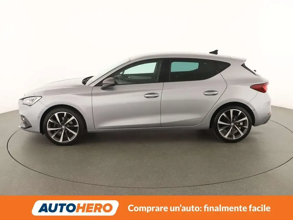 Usata Seat Leon FR 150 CV (110 kW) 2021 Grigio Berlina