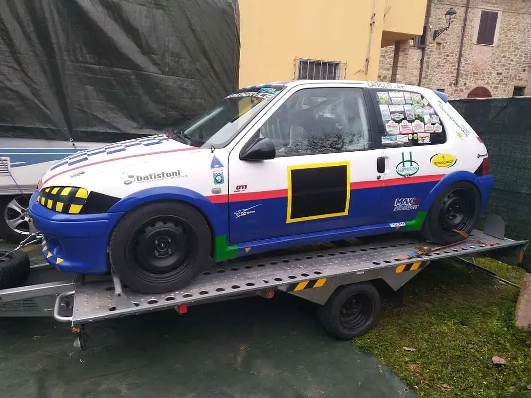 Usata Peugeot 106 GTi 118 CV (86 kW) 2000 Utilitaria