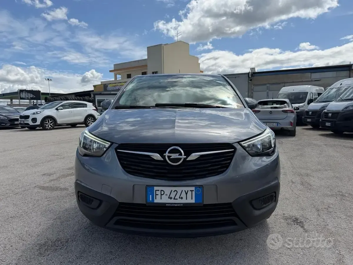 Usata Opel Crossland X 99 CV (72 kW) 2018 Grigio SUV