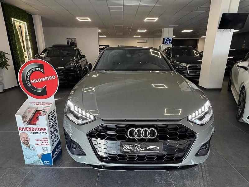 Usata Audi A4 S-Line 204 CV (150 kW) 2022 Grigio Berlina