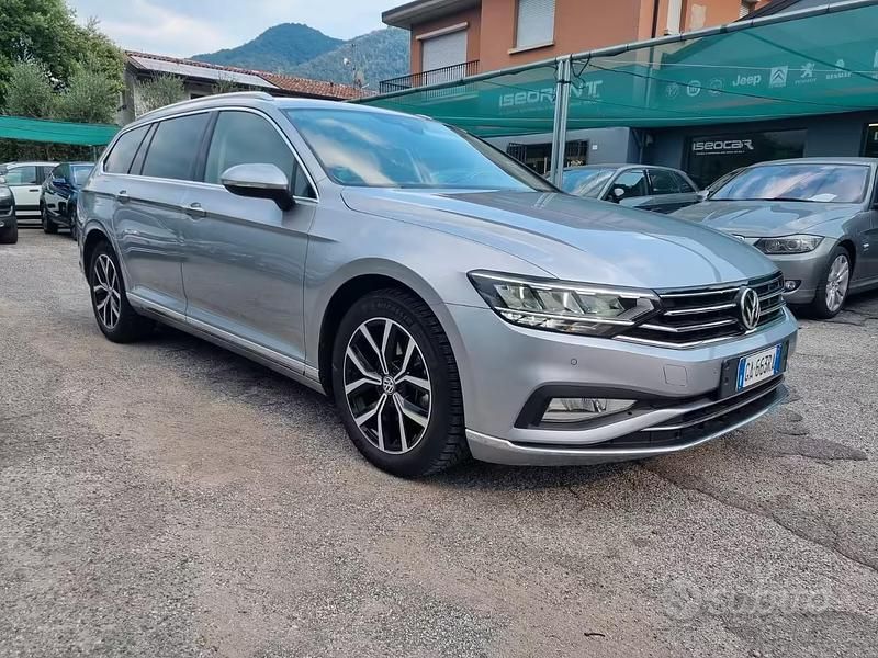 Usata VW Passat Business 190 CV (139 kW) 2020 Grigio Station wagon
